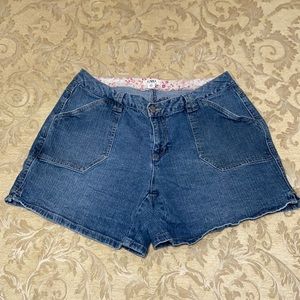 CATO woman Jean Shorts 16W